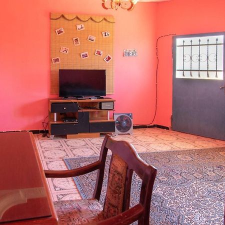 Bedouin Pink Ecohouse Bed and Breakfast Wadi Musa Eksteriør billede