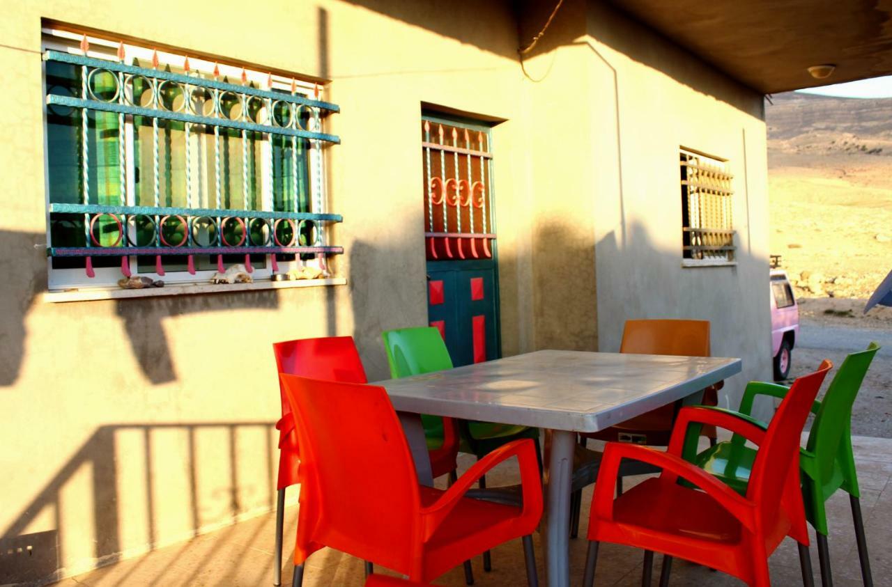 Bedouin Pink Ecohouse Bed and Breakfast Wadi Musa Eksteriør billede