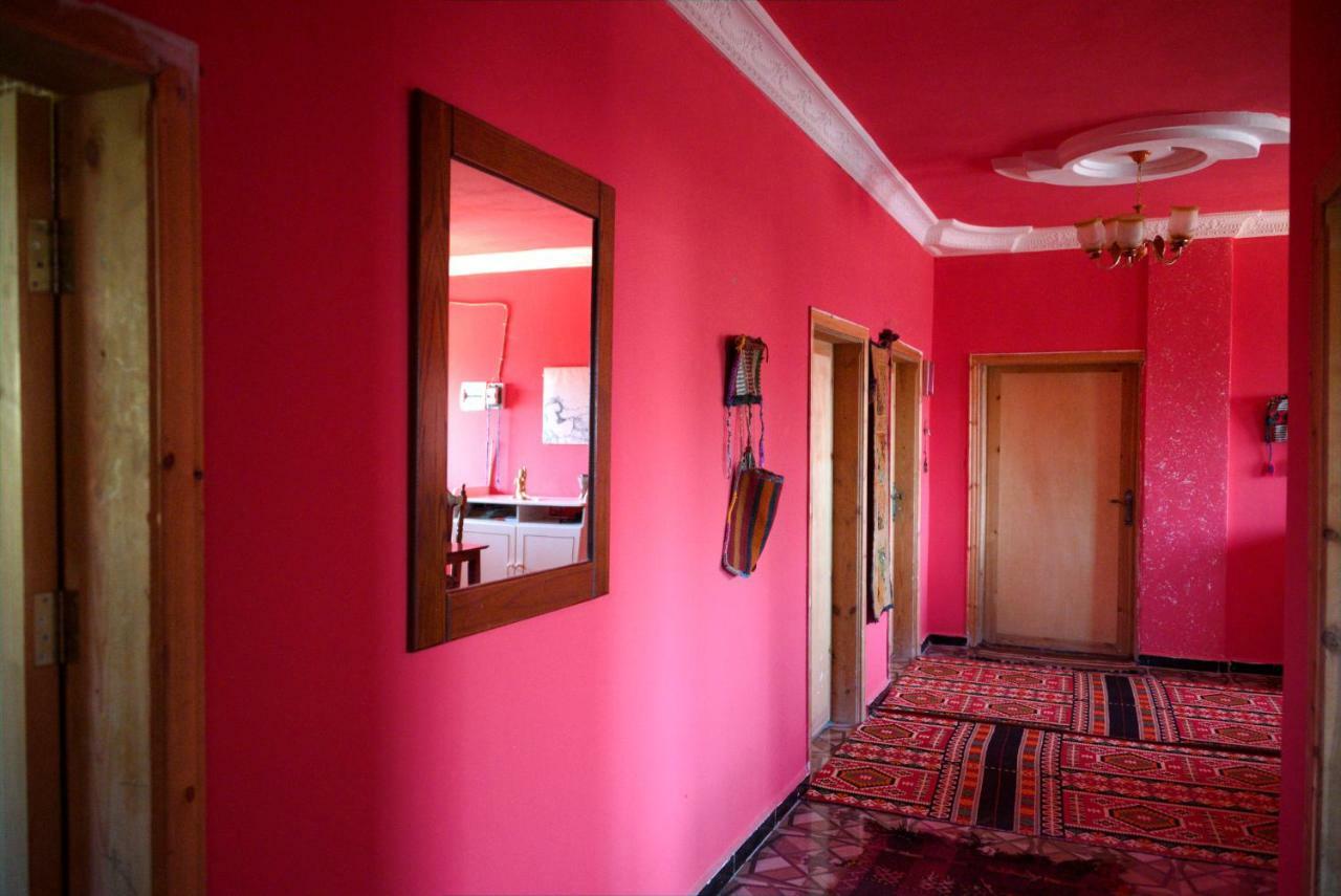 Bedouin Pink Ecohouse Bed and Breakfast Wadi Musa Eksteriør billede