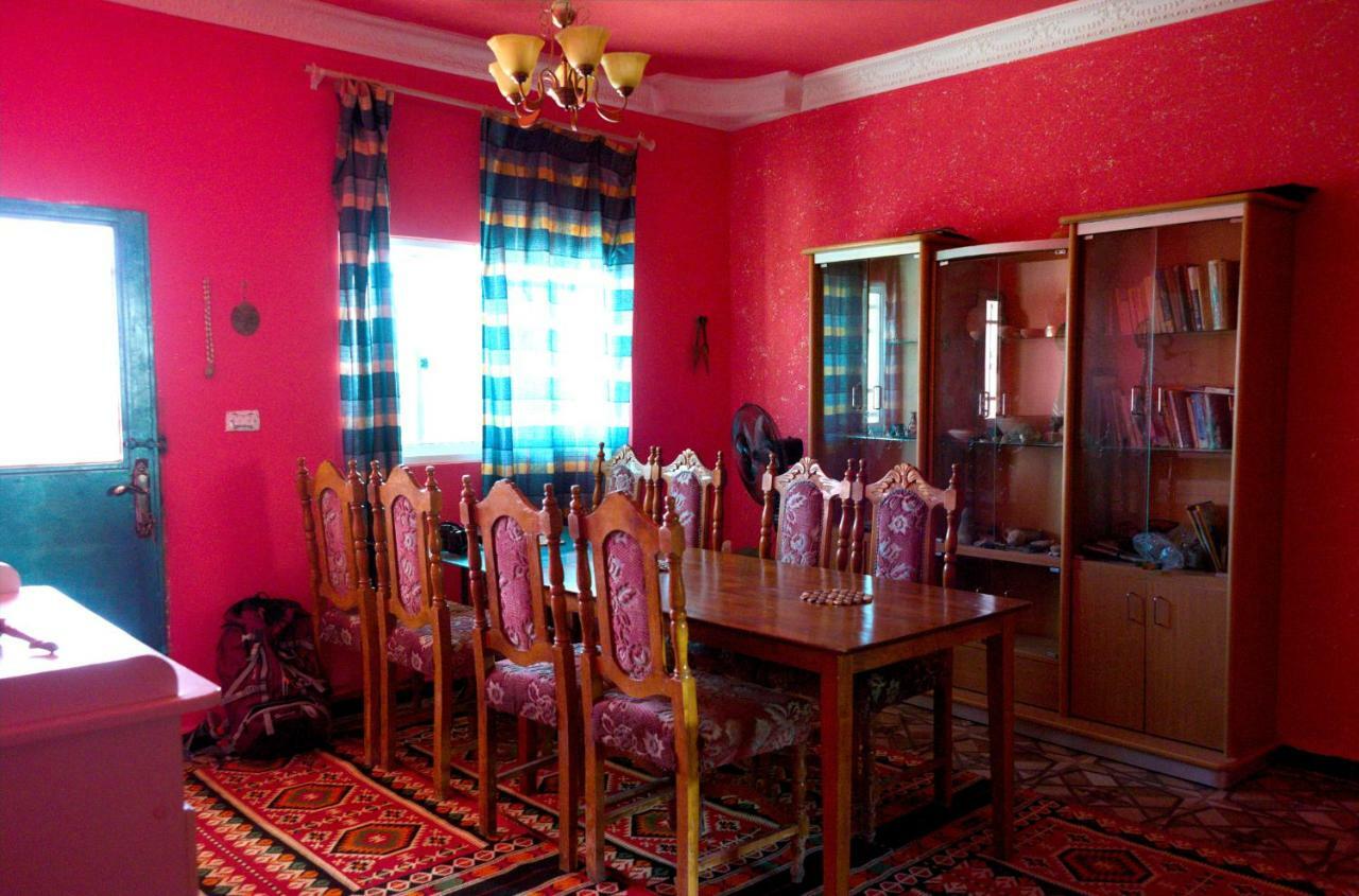 Bedouin Pink Ecohouse Bed and Breakfast Wadi Musa Eksteriør billede