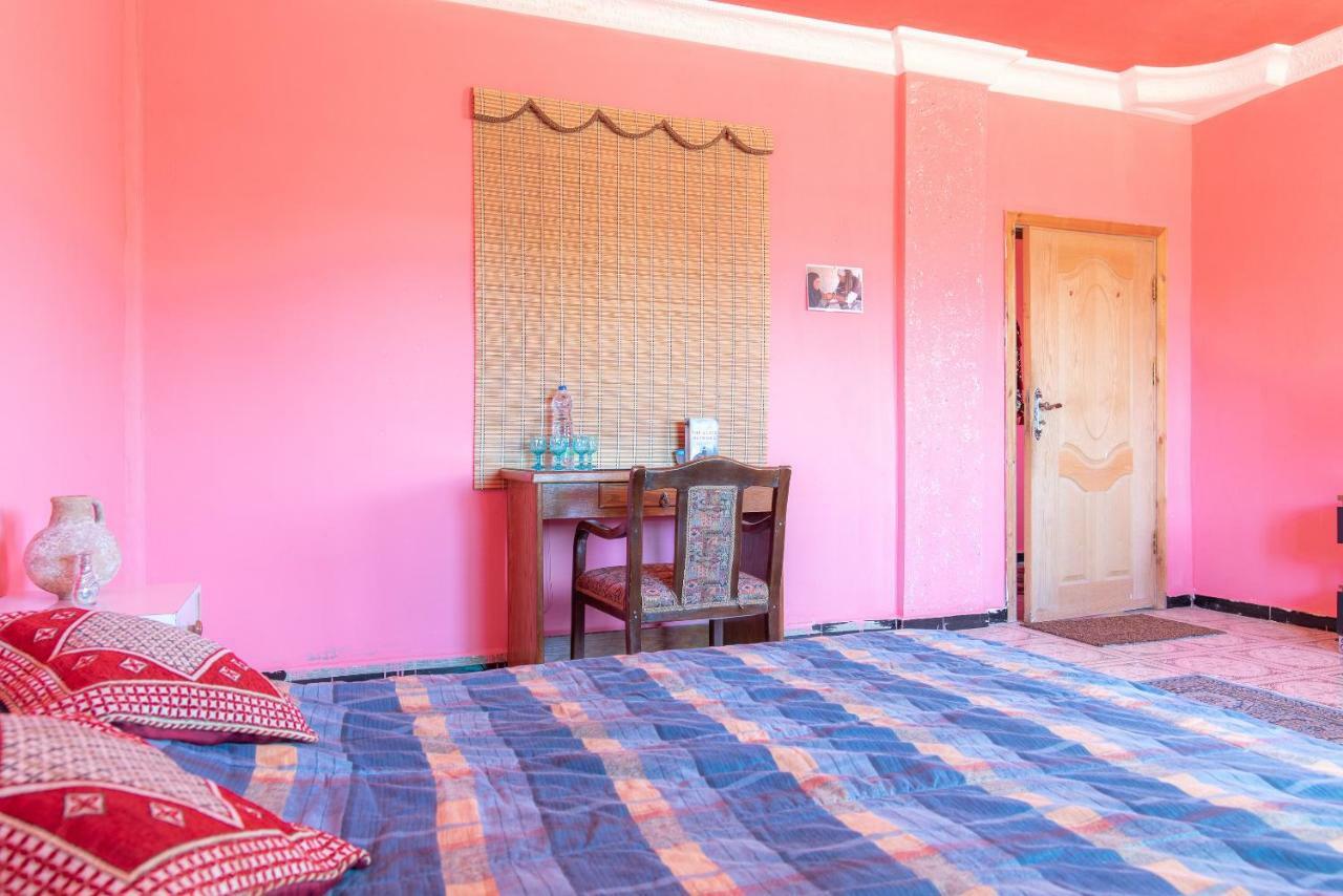 Bedouin Pink Ecohouse Bed and Breakfast Wadi Musa Eksteriør billede