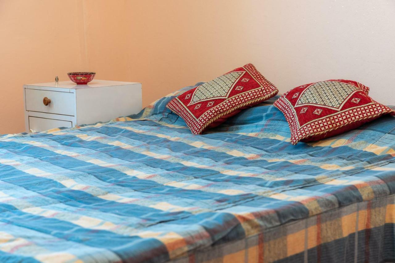 Bedouin Pink Ecohouse Bed and Breakfast Wadi Musa Eksteriør billede