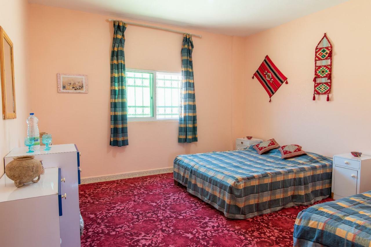 Bedouin Pink Ecohouse Bed and Breakfast Wadi Musa Eksteriør billede