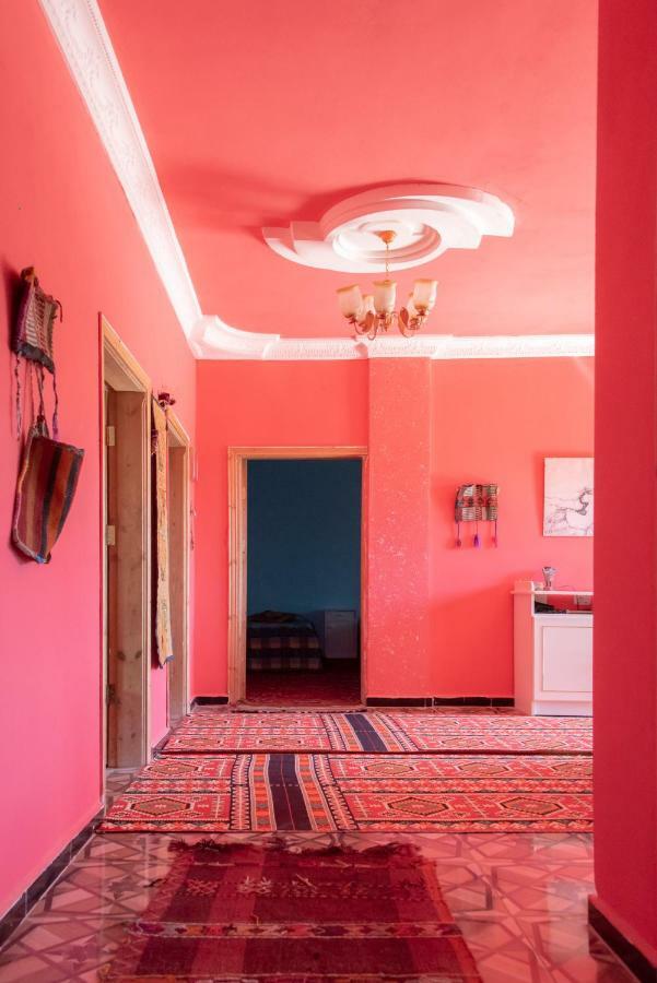 Bedouin Pink Ecohouse Bed and Breakfast Wadi Musa Eksteriør billede